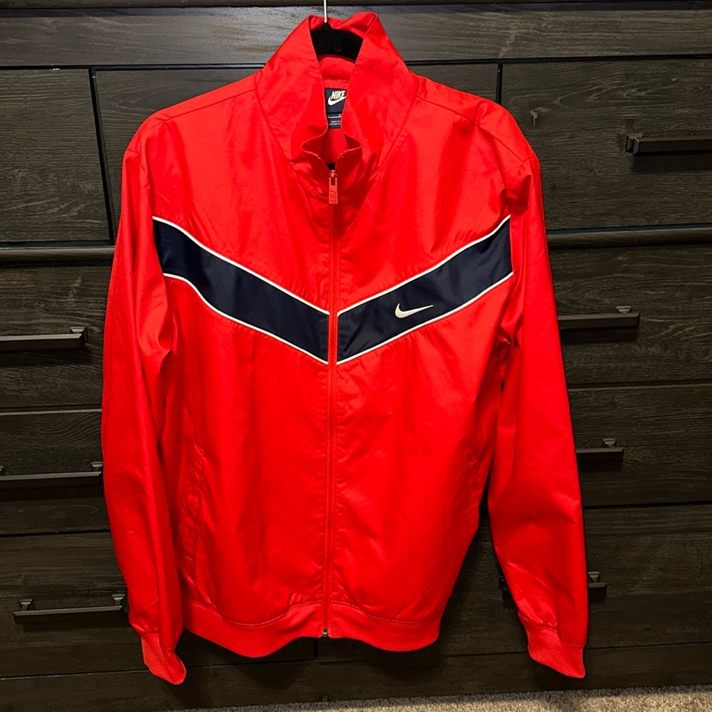 Nike Wind Breaker